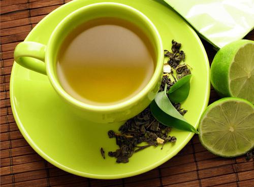 Kam nevajadzētu dzert zaļo tēju? Zaļā tēja: laba un slikta