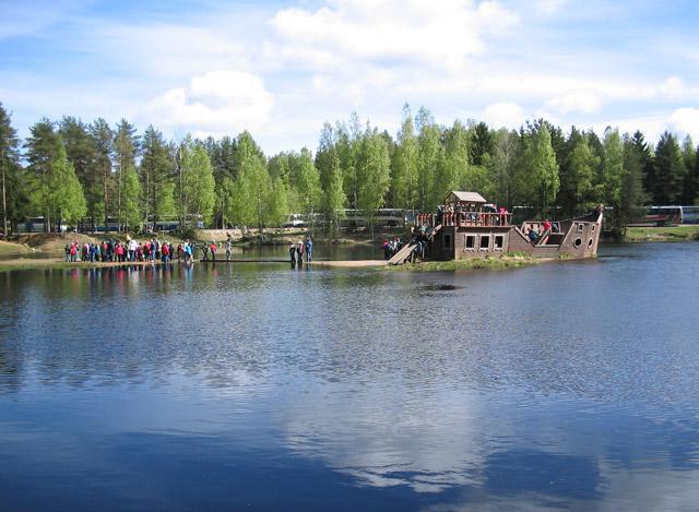 Emerald Lake Kazanā - plašas iespējas atpūtai. Atpūtas centrs 
